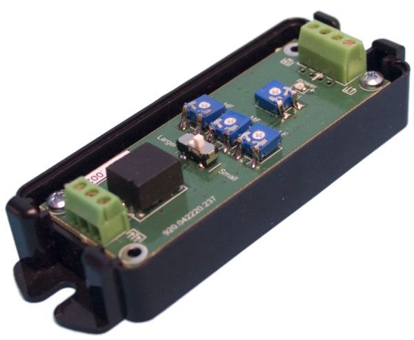 AVT-RX342 Приемник по витой паре видеосигнала актив. универс. 1 канал