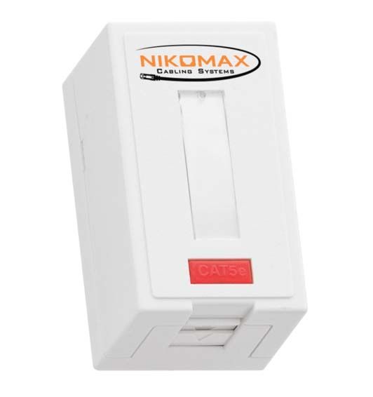 NMC-WO1UD2-FT-ST-WT Розетка настенная NIKOMAX, кат.5e, 1 порт, на модулях серии FT, неэкр, шторки, белая