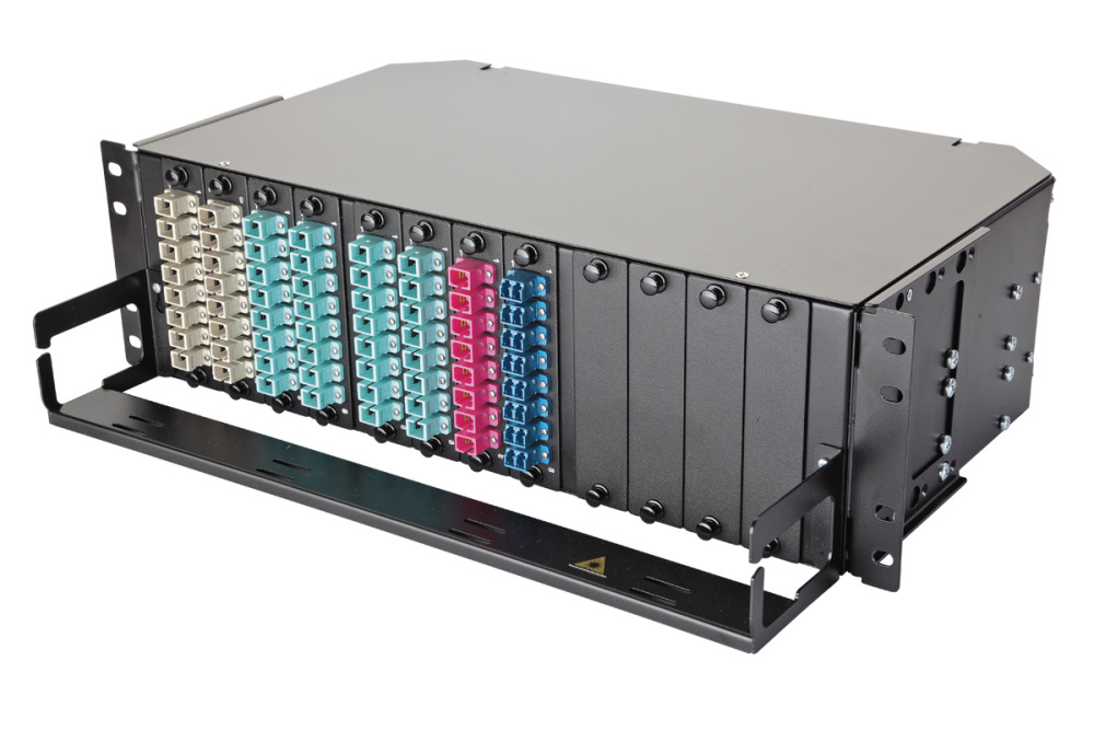 EUROLAN 47K-12-S2-2L-72-11BL Оптическая панель серии 47K-12, 19'' 3U фиксированная корпус на 12 адаптеров 72 дуплекс LC адаптеров OS2