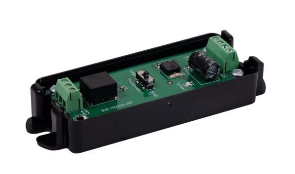 AVT-RX1015HD Активный универсальный приемник TVI/AHD/CVI