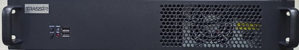 TRASSIR NeuroStation 8400R/32 Видеорегистратор